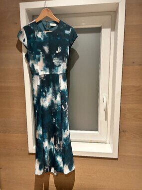 Aritzia Babaton Abstract Print Open Back Midi Dress – Worn Once